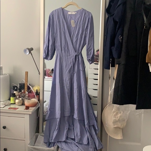 Astr Dresses & Skirts - NWT Astr the label wrap dress size medium